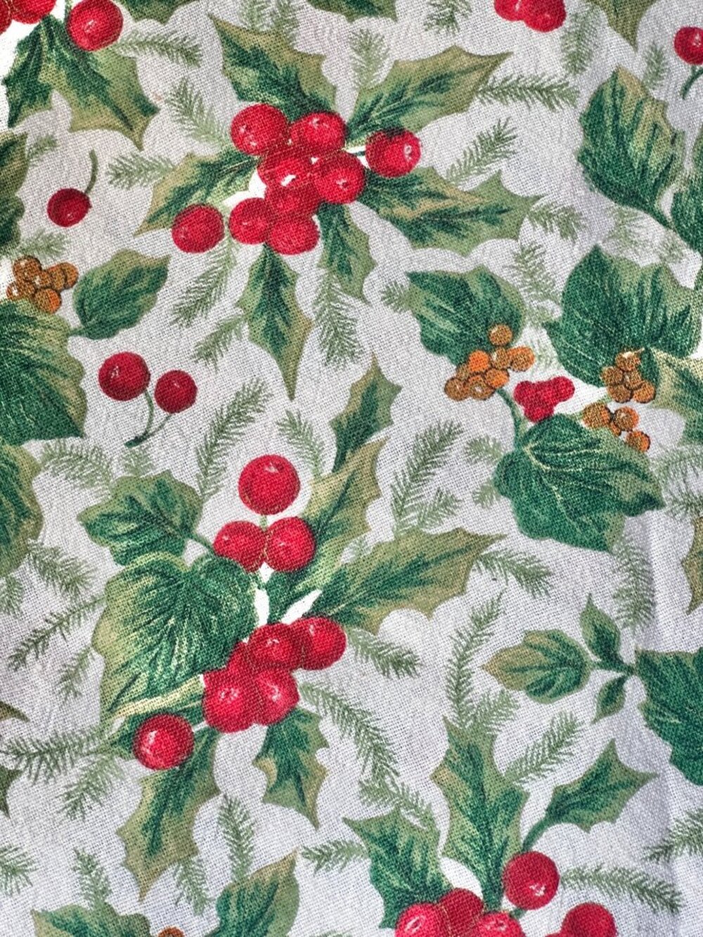Christmas Round Tablecloth 57" D Cotton Blend Holly Berry Ivy Pattern Decor GUC - Picture 5 of 5